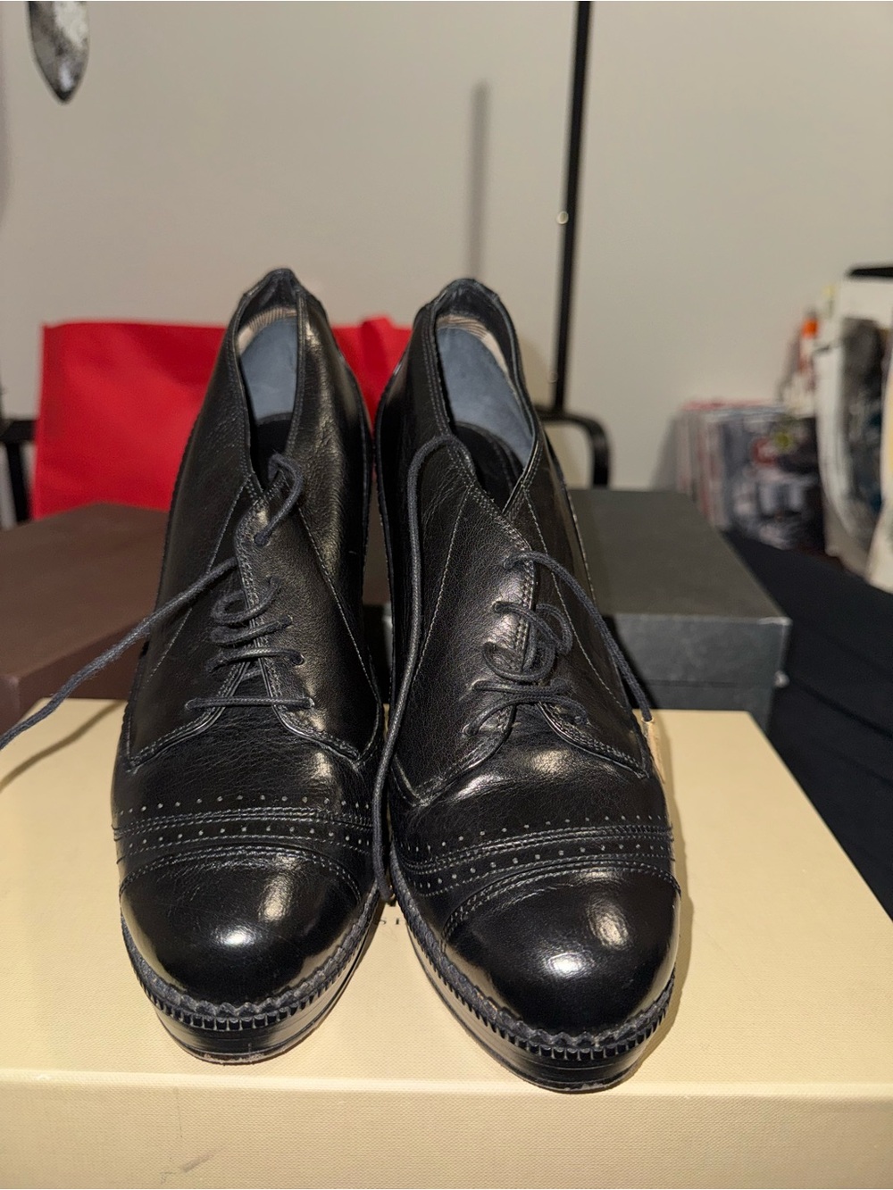 Burberry Black Leather Brogue Lace-Up Stiletto Heels - Picture 2 of 9